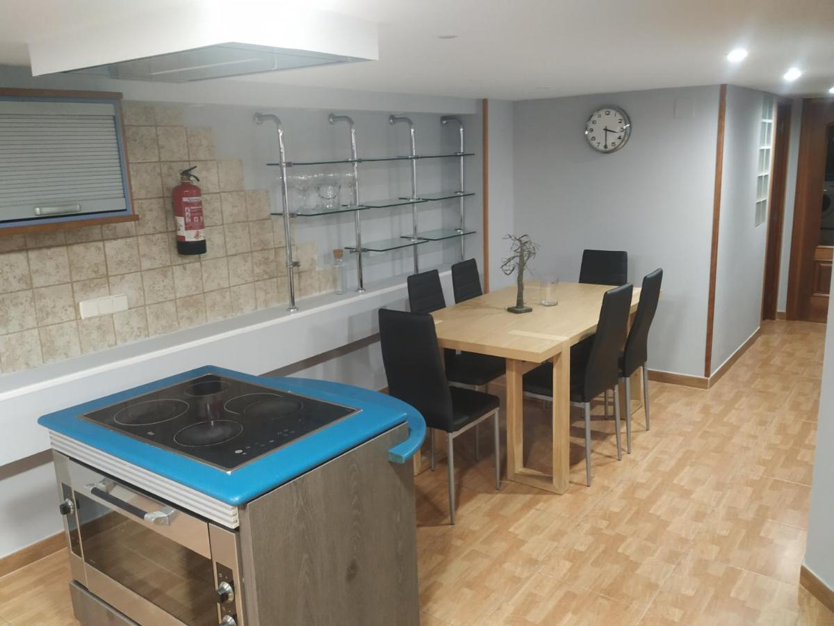 Apartamentos Deluxe Barajas Мадрид Экстерьер фото