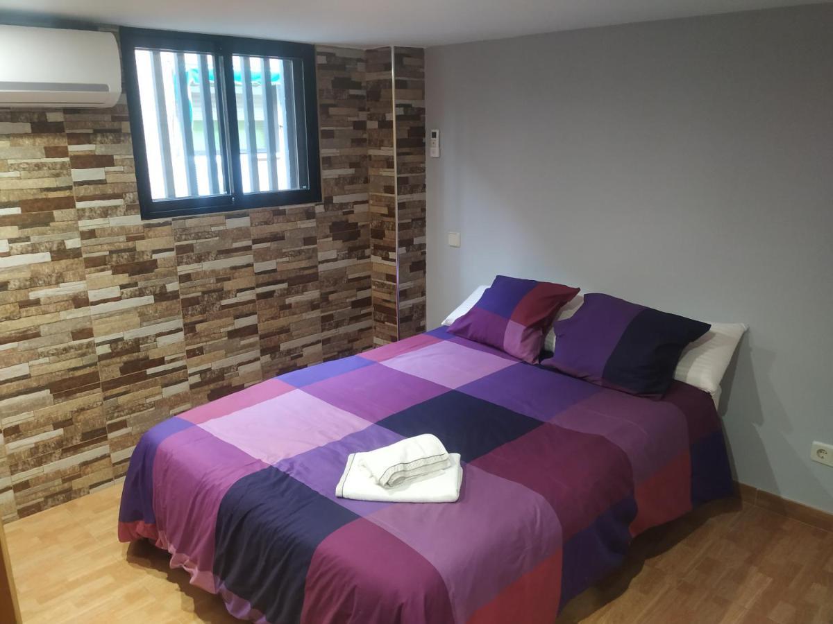 Apartamentos Deluxe Barajas Мадрид Экстерьер фото