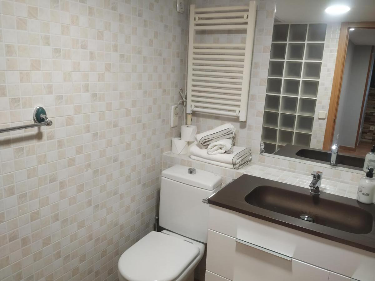 Apartamentos Deluxe Barajas Мадрид Экстерьер фото