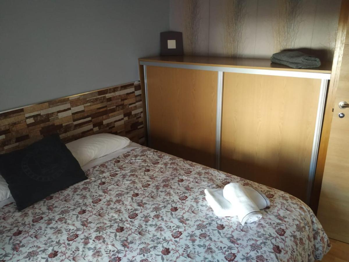 Apartamentos Deluxe Barajas Мадрид Экстерьер фото