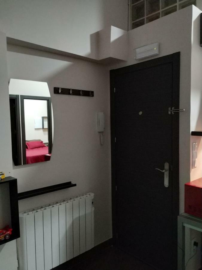Apartamentos Deluxe Barajas Мадрид Экстерьер фото