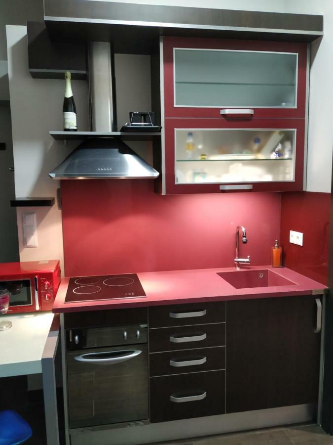 Apartamentos Deluxe Barajas Мадрид Экстерьер фото